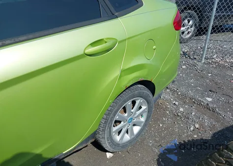 2012 Ford Fiesta Se z USA, uszkodzony, nr VIN 3FADP4BJ9CM153557